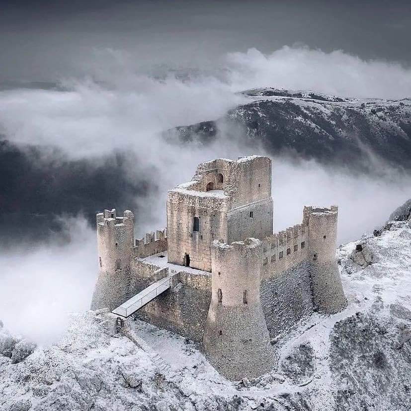 Fort Snow Ice Mountain Castle Rocca Calascio.jpg