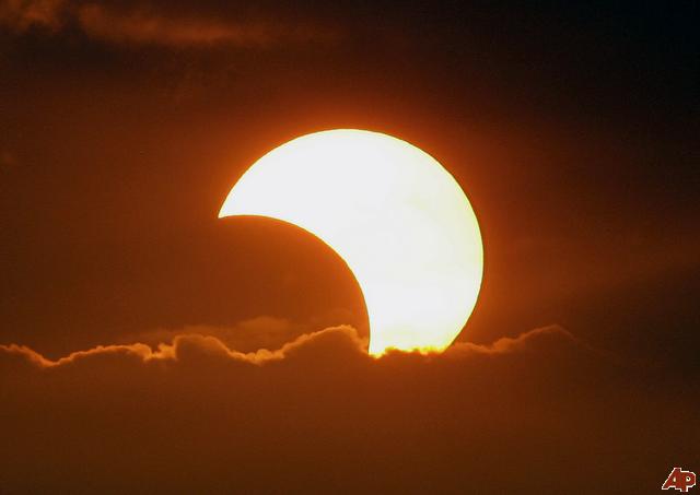 philippines-solar-eclipse-2009-1-26-6-3-22.jpg