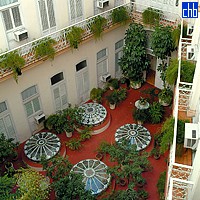hotel-plaza-courtyard-200.jpg