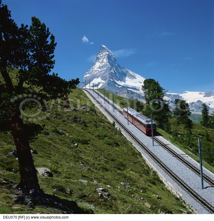 rail_cars_carry_passengers_up_a_steep_slope_near_the_matterhorn_at_zermatt_switzerland_zermatt_ca_DEU070.jpg