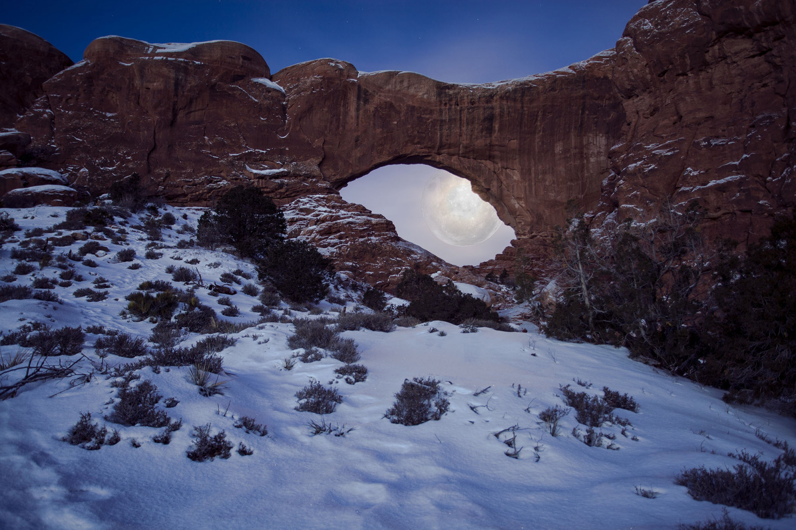 longexposure_nightphotography_winter_snow_night_landscape_utah_sandstone-953609.jpg!d