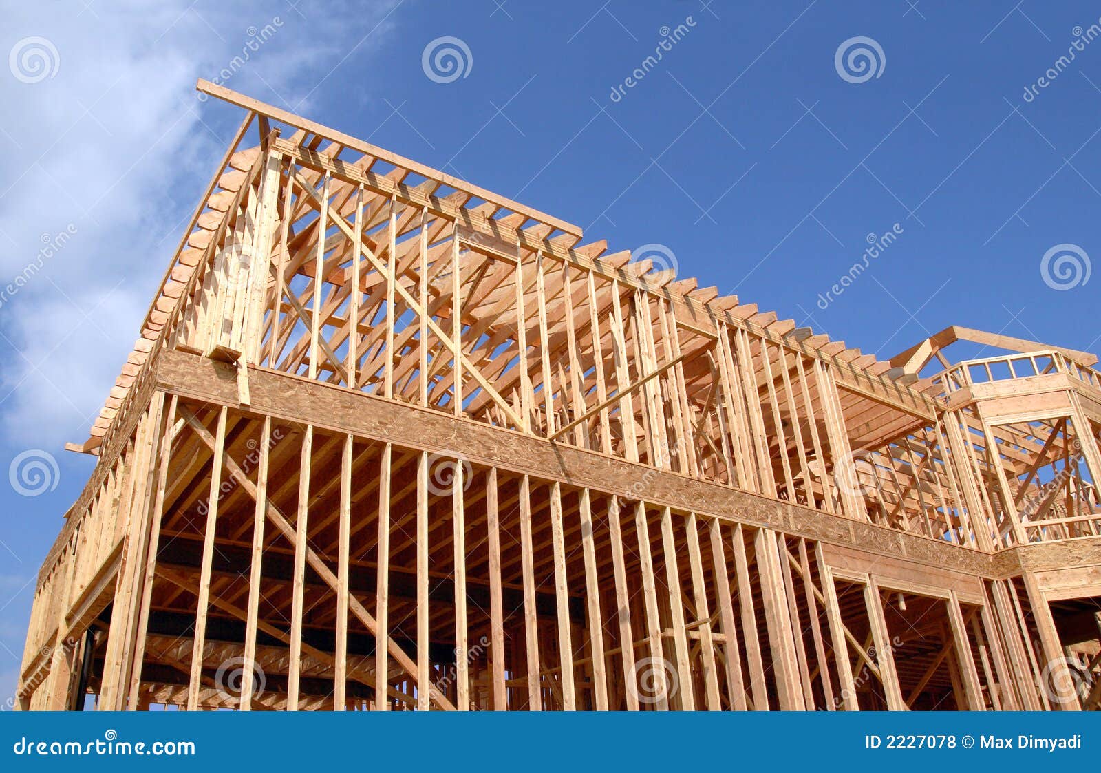 house-wooden-frame-2227078.jpg